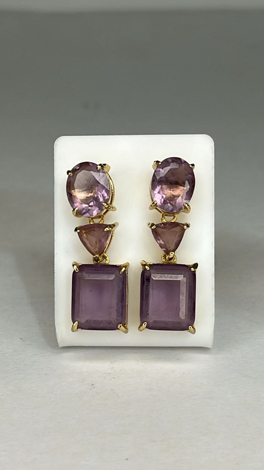 Brinco Roxo Geométrico