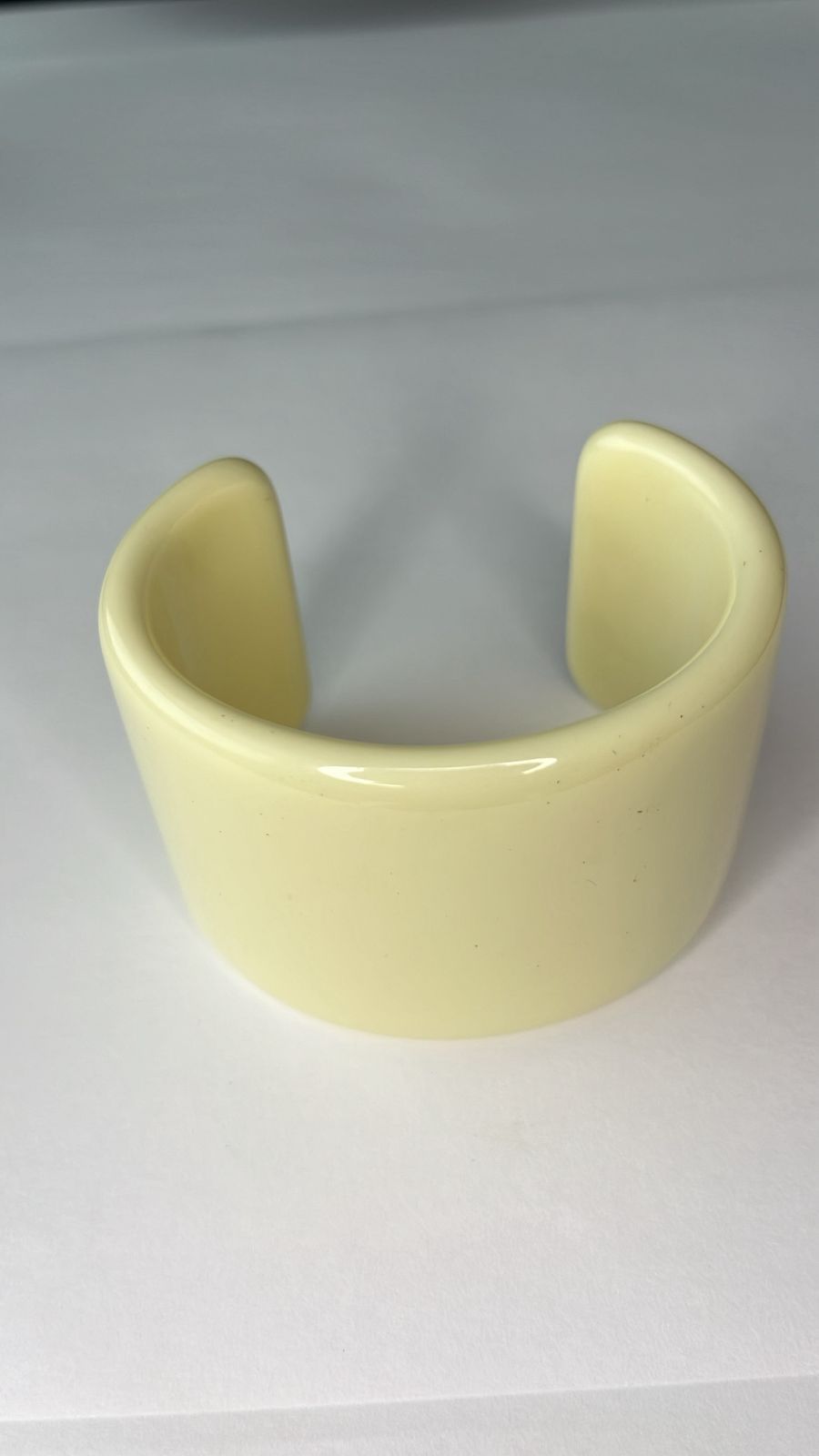 Bracelete Minimalista Creme