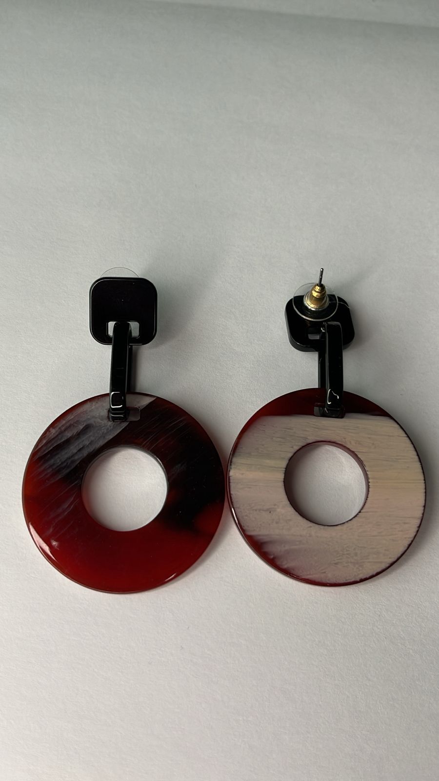 Brinco Argola Marfim & Bordeaux