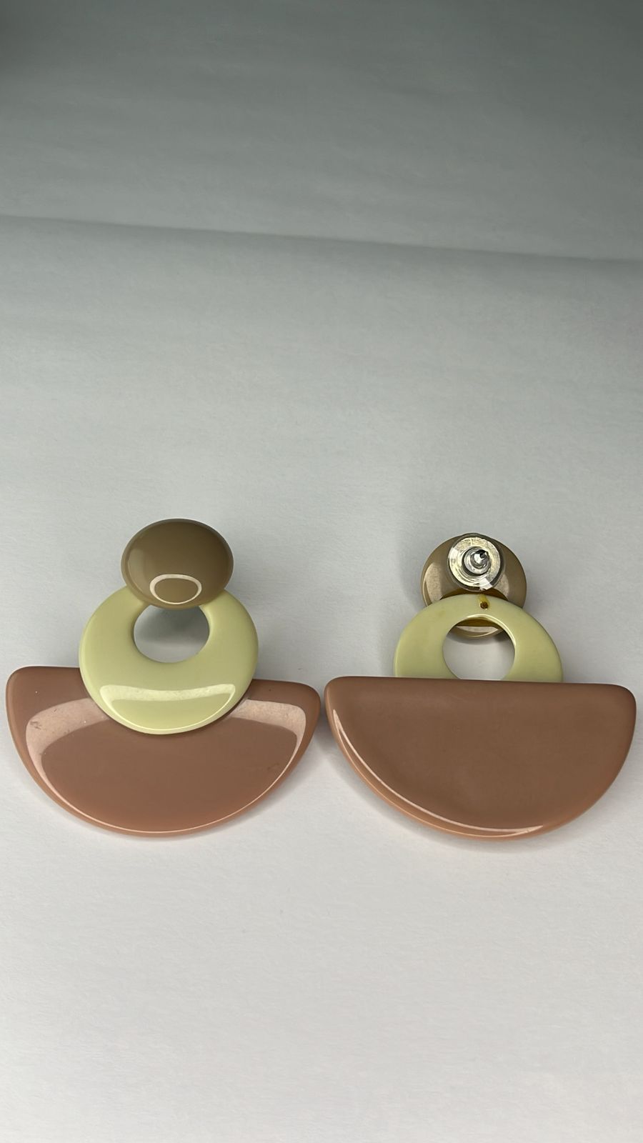 Brinco Geométrico Terra & Mel