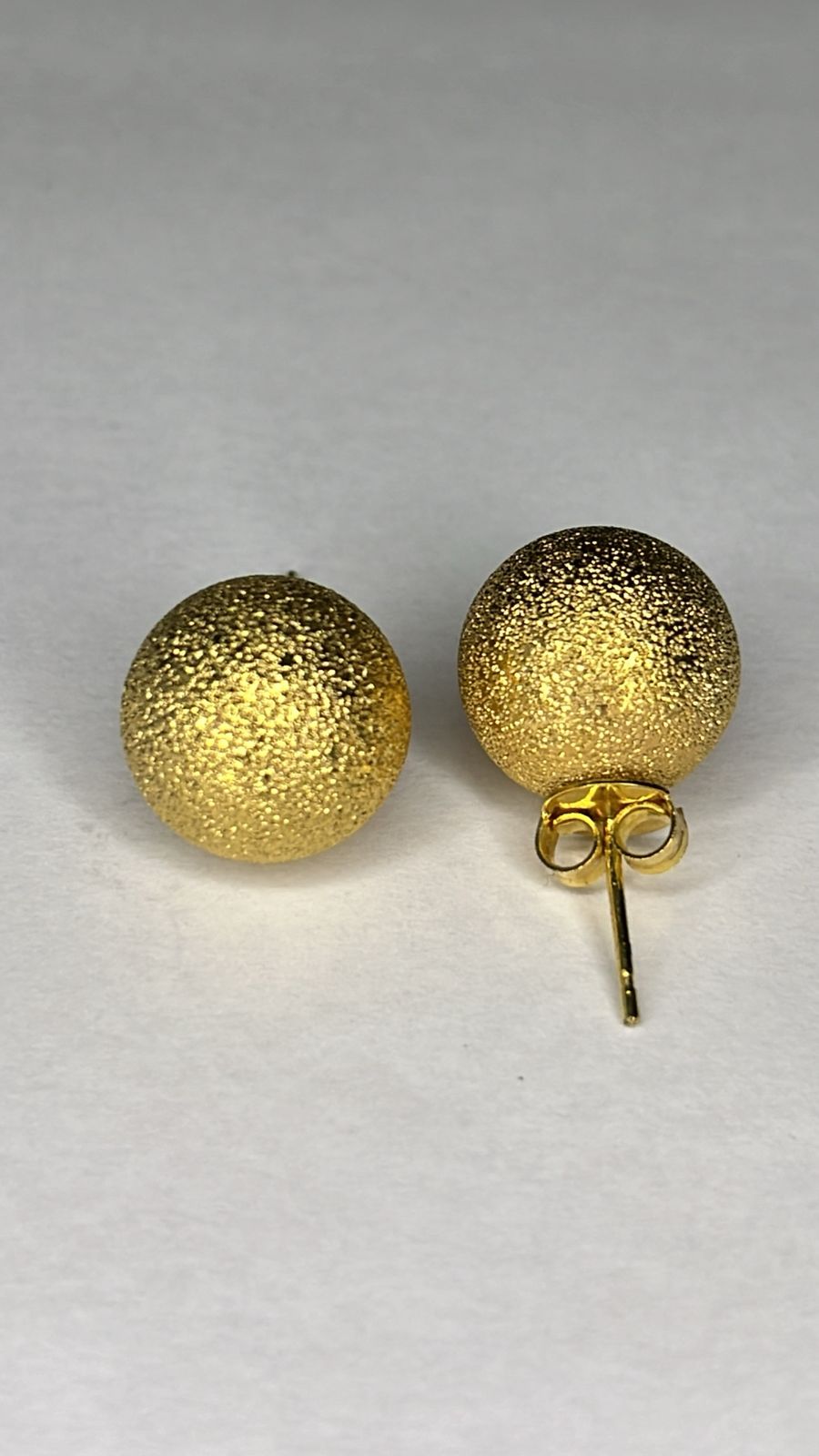 Brinco Esfera Dourada Brilhante