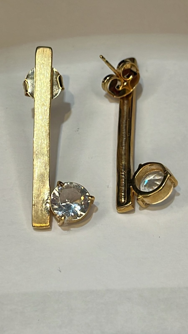 Brinco Barra Reta com Ponto de Luz