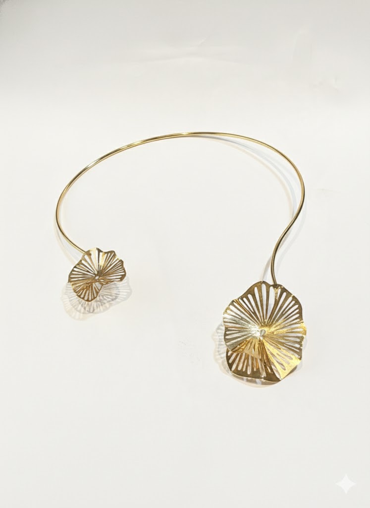 Gargantilha Lotus Dourada