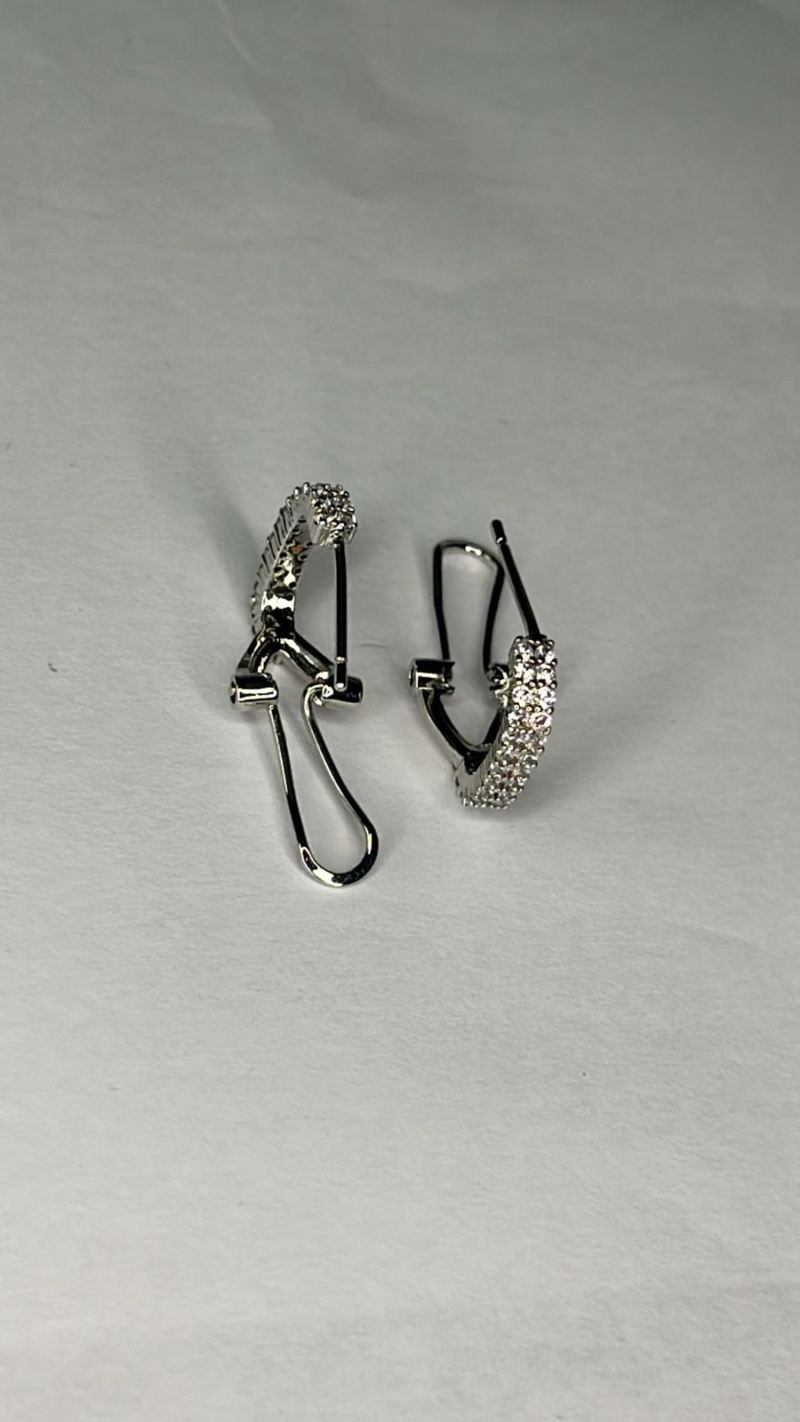 Brinco Argola Click Cravejada