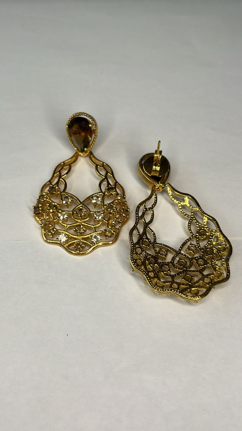 Brinco Realeza Cristal