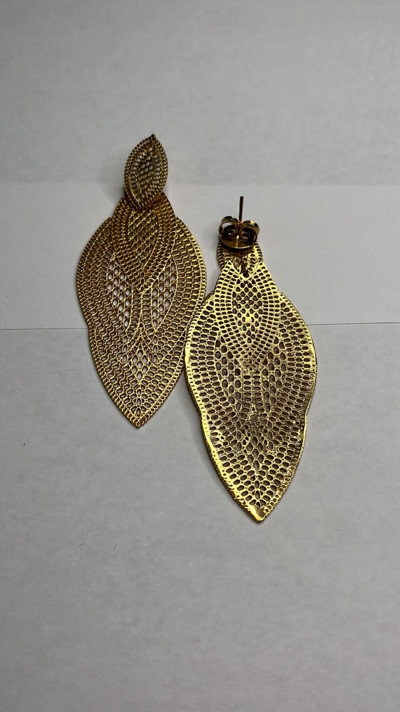 Folha Dourada Rendada